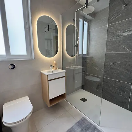 Floor Escape Penthouse Apartment Gwardamanga