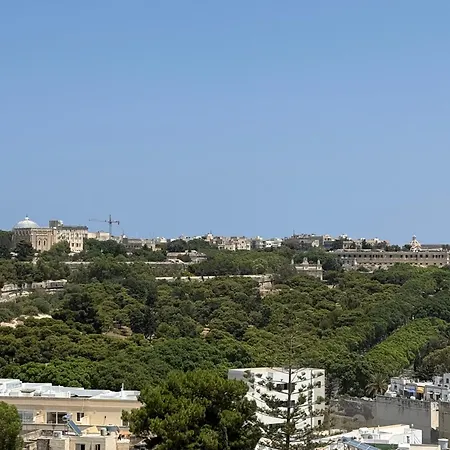 Appartamento Floor Escape Penthouse Tal Guardamangia