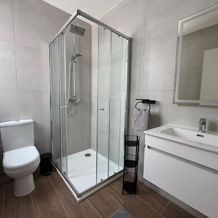 Floor Escape Penthouse * Gwardamanga