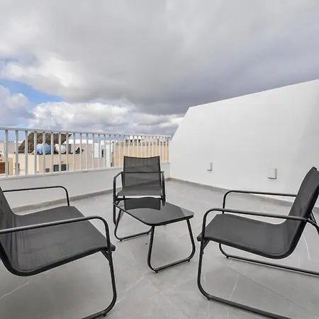דירה Floor Penthouse With Valletta Views & Terrace Tal Guardamangia