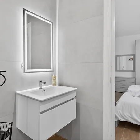 Floor Penthouse With Valletta Views & Terrace *