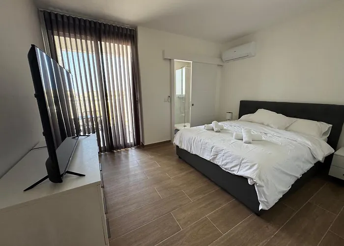 דירה Floor Escape Penthouse