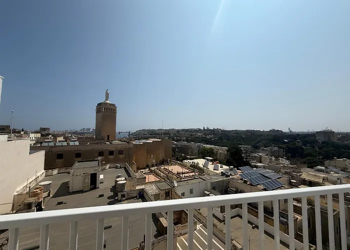 Floor Escape Penthouse *